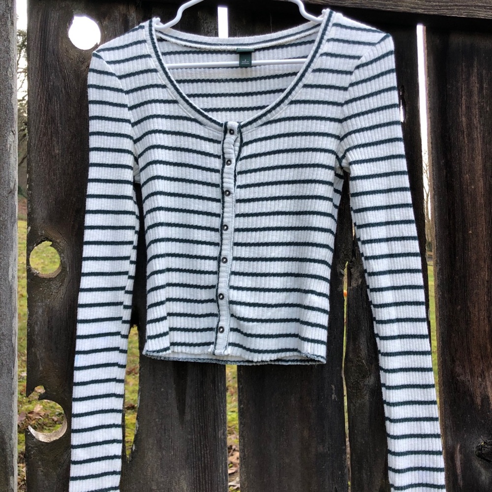Small long sleeve striped shirt